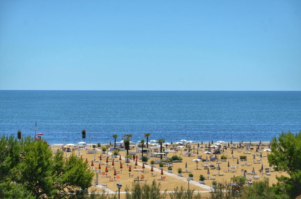 Appartamenti Atlante Bibione Exterior foto